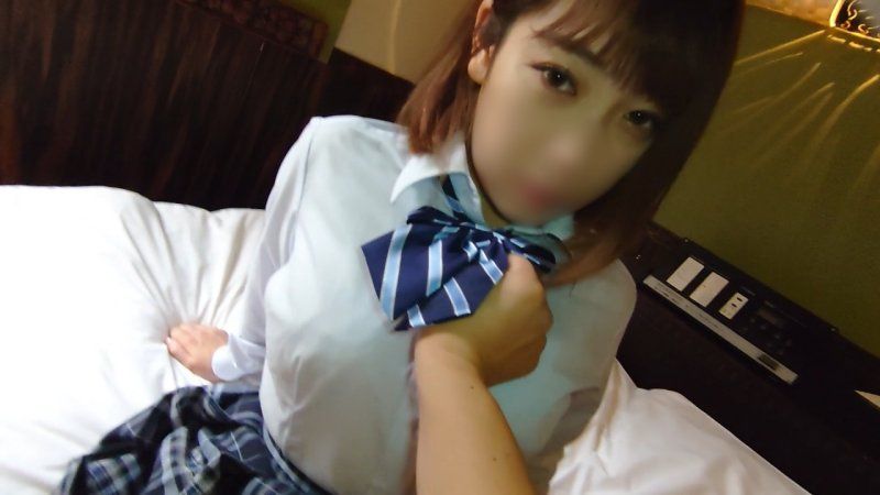 【初回限定特别价格！】与身穿西装外套和迷你裙的女孩无套性交内射。