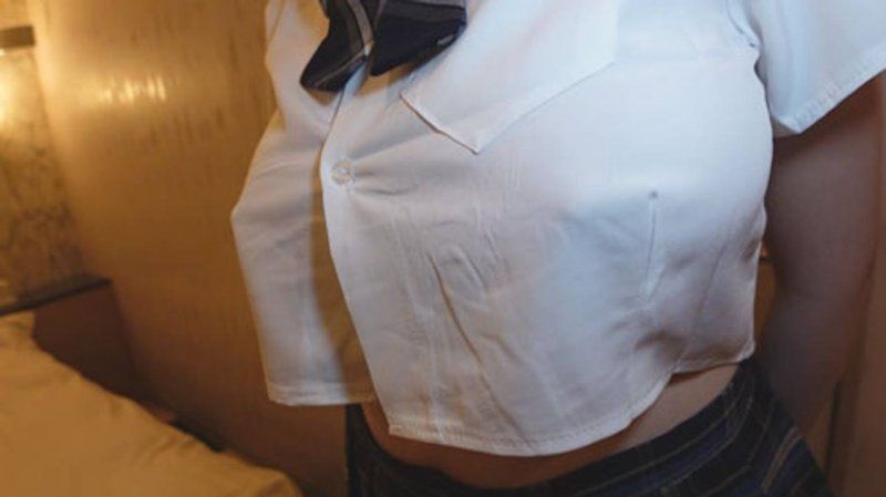 ※到11月为止有评论特典！池袋援交20岁大学生本指定！用个人体验影片进行H罩杯爆乳乳交基底颜射评论！※60分钟套餐