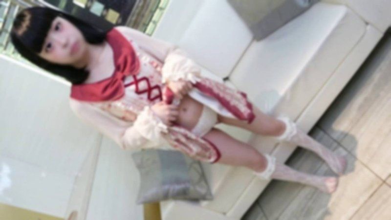 【㊙珍藏放出㊙】蓬松系第一次的情色自拍＆注入到小小的阴道裡的叔叔的精液。